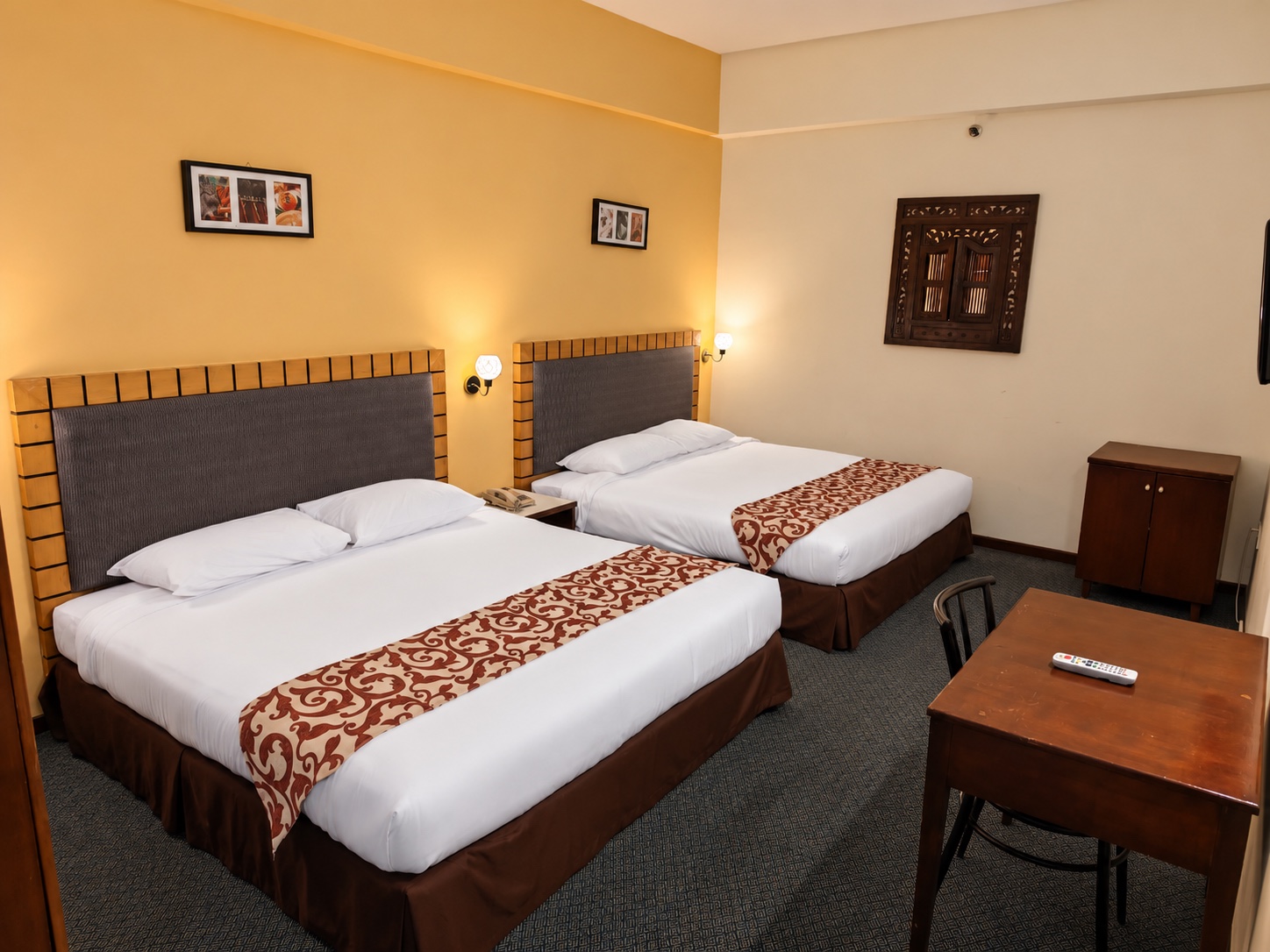 Hotel Caliber Family Room