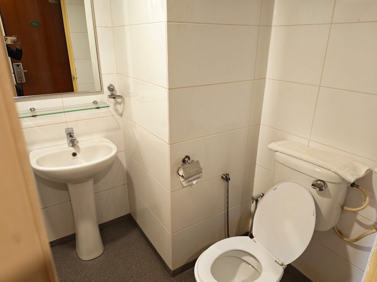 Superior Room — Bathroom